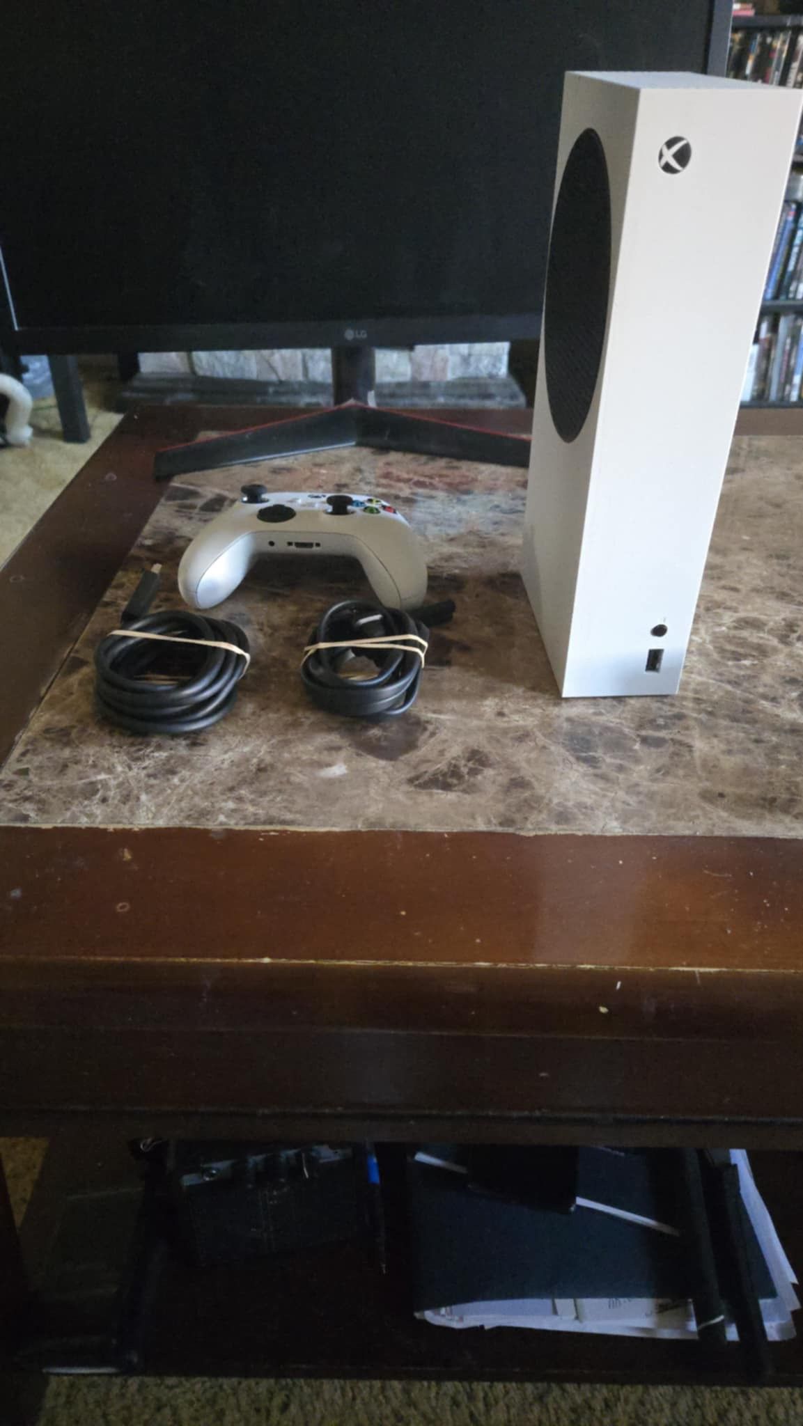 Xbox Series S And Gaming Monitor 