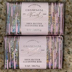 “Champagne Toast” Bath And Body Works Wmns Bat Soap 