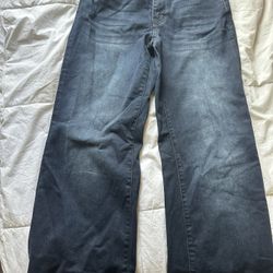 Baggy LOVE SOHO jeans.