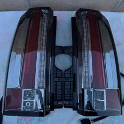 15-20 Chevy Tahoe Suburban LED Tail Lights Luces Traseras Calaveras Micas Faros Lamps