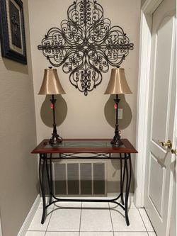 Sofa/ Entry Table & 2 lamps