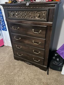 Bedroom set