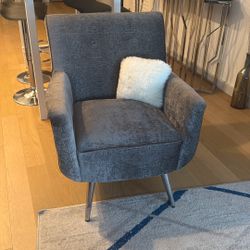 Accent Chair 