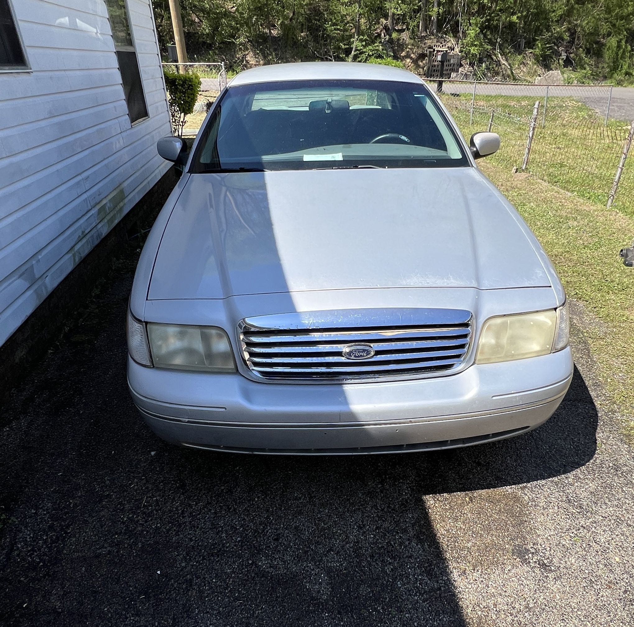 1998 Ford Crown Victoria