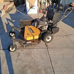 CLUB CADET  COMMERCIAL 