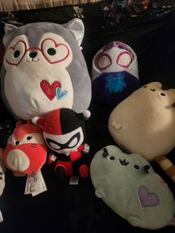 Squishmallow, Pusheen, & More Plush Collection