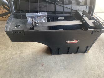 SwingCase Truck Bed Storage Box