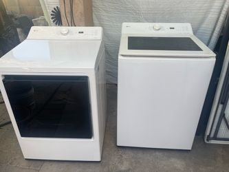 LG Smart Washer + Gas Dryer Set