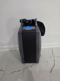 O2 concepts portable concentrator with continuous flow