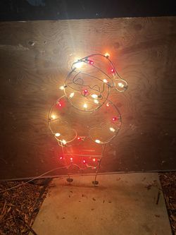 Vintage Free Standing Wire Frame 3 Foot Santa Clause