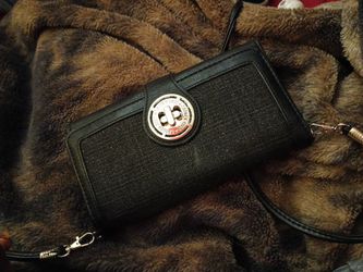 Coco+Carmen Crossbody Wallet /Clutch Removable Strap Foldable Wallet 