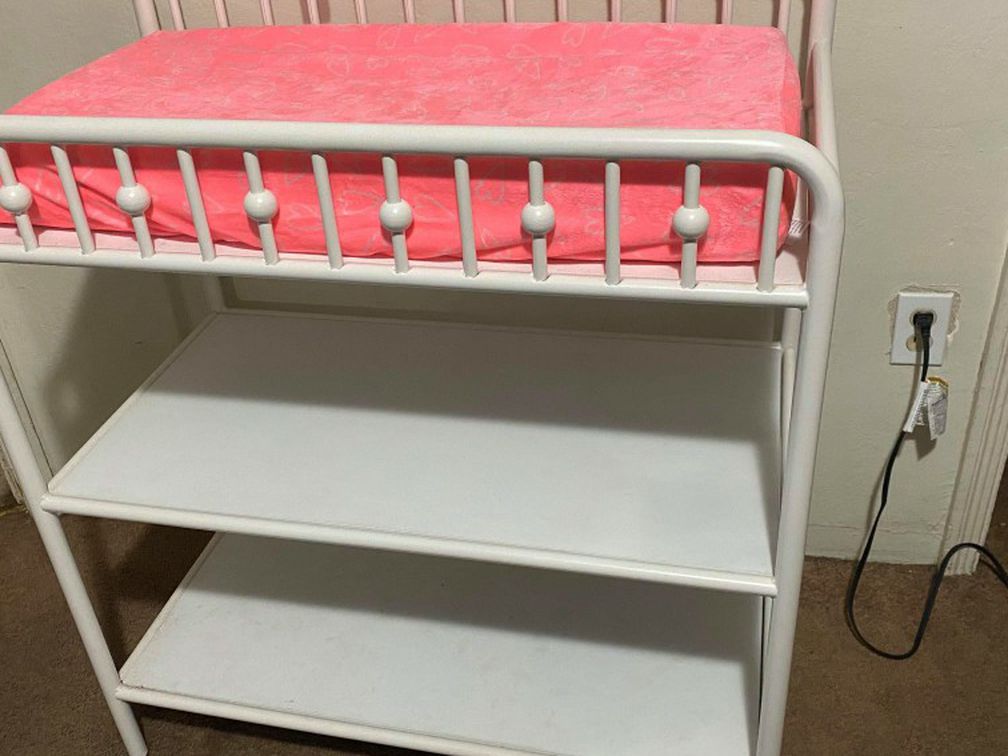 Baby's Changing Table