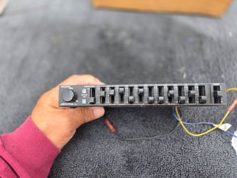ALPINE PRE AMP 3331