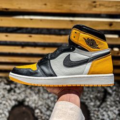 Jordan 1 Yellow Toe / Taxi Size 5M, 10, 10.5, & 12