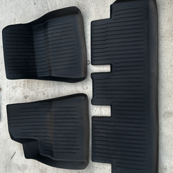Tesla model 3 car mats