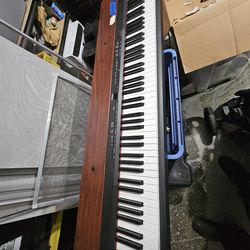 Yamaha p155 piano