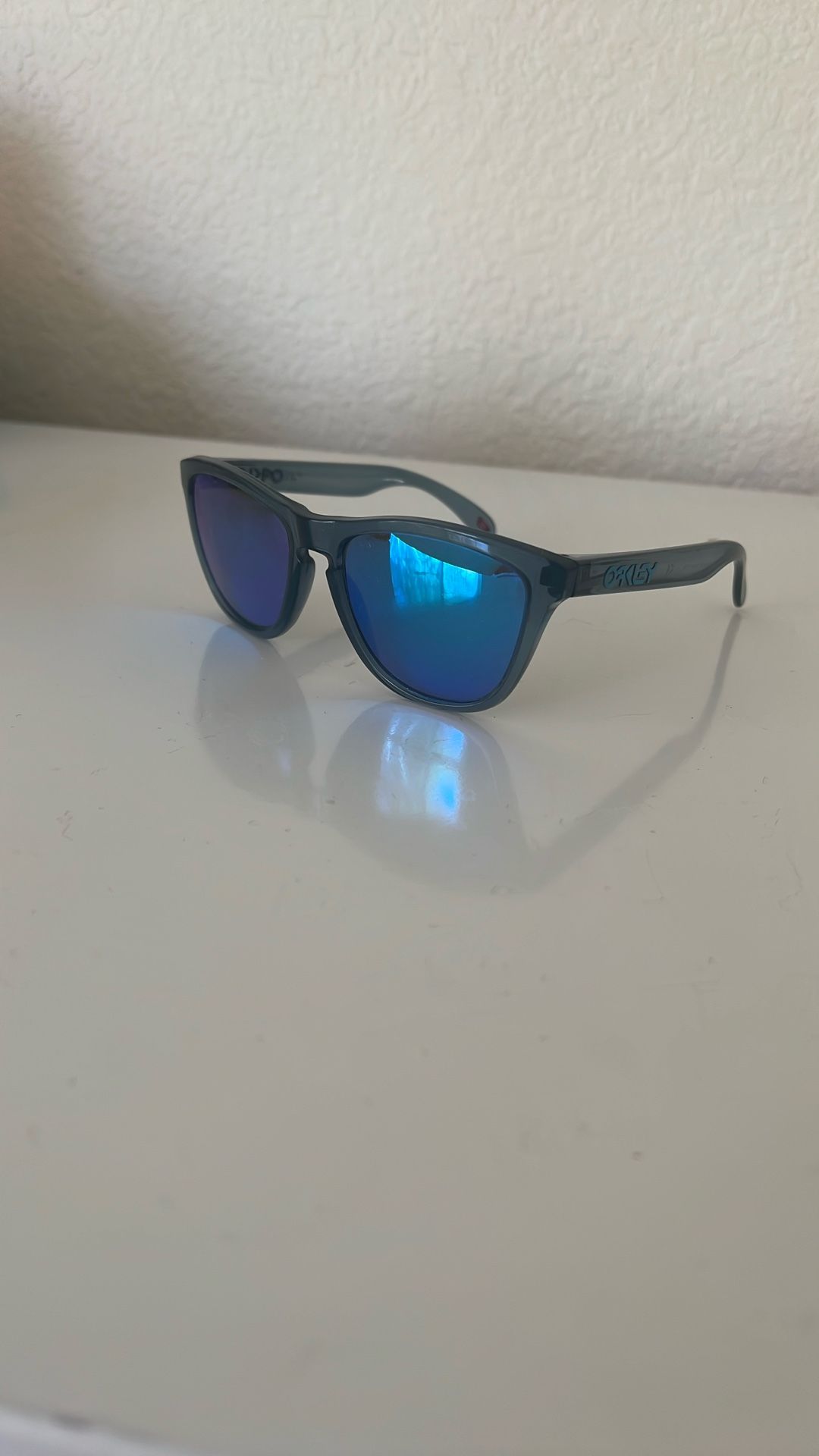 Oakley Frogskin Sunglasses