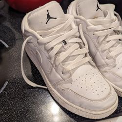 Jordan 1 Size 5.5