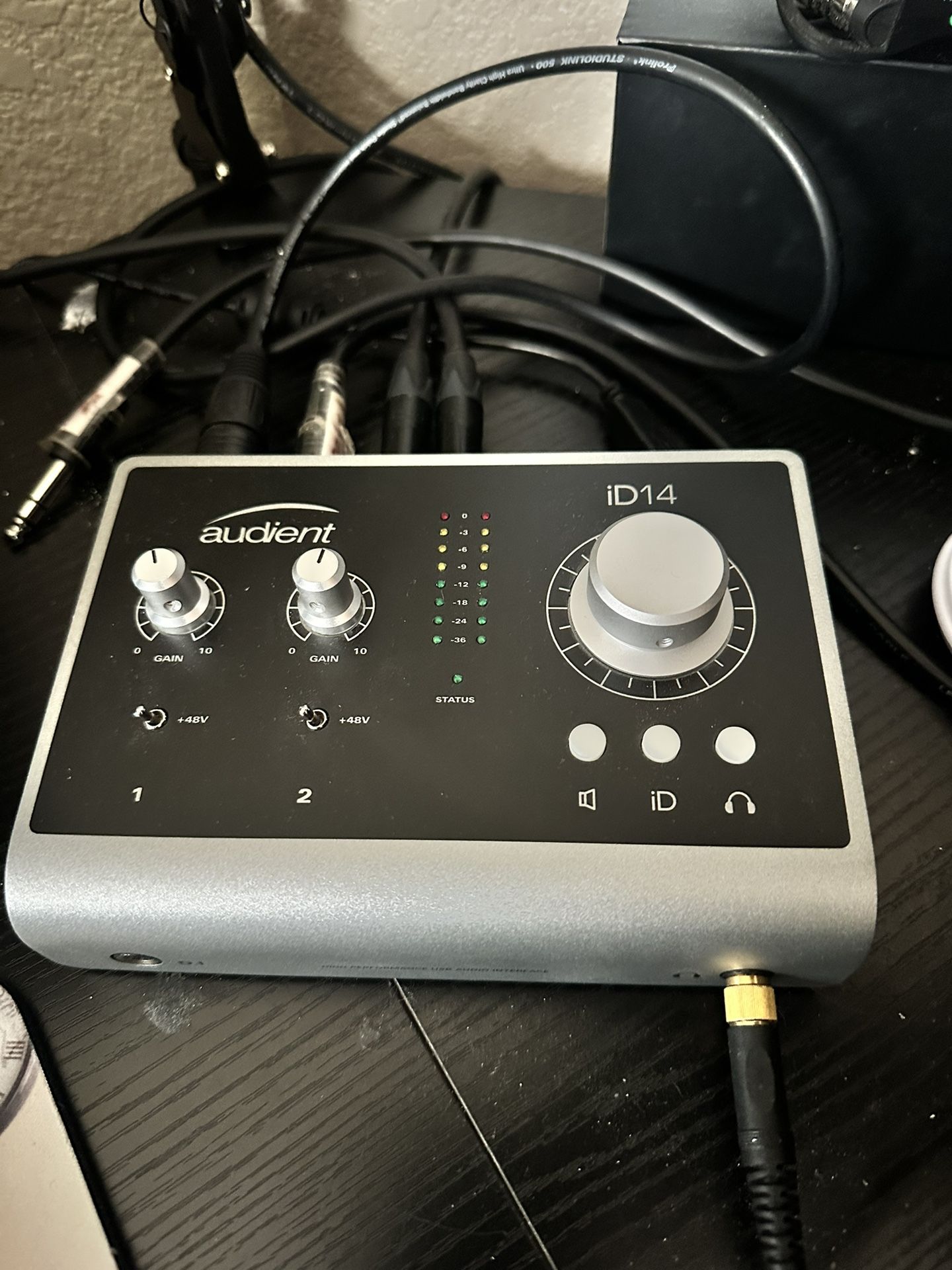 Audient iD 14