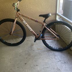 striped fusion se bike 29 inch maxxis tires (NOT FREE THROW A PRICE)
