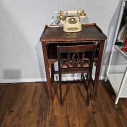 Vintage Telephone Stand Pable