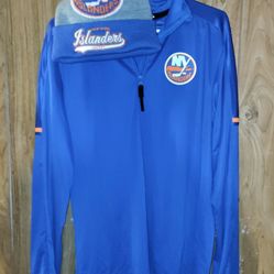 NY Islanders Collared Long Sleeve (L) With Matching Beanie Bundle