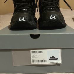Balenciagas Shoes Size 9