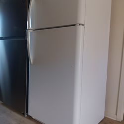 Refrigerador  El Precio Es Firme Funciona Perfectamente 