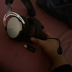 Great Wireless Gaming Headset 