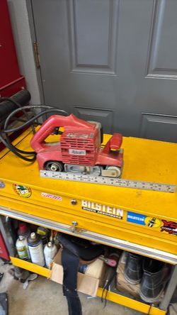 Belt sander