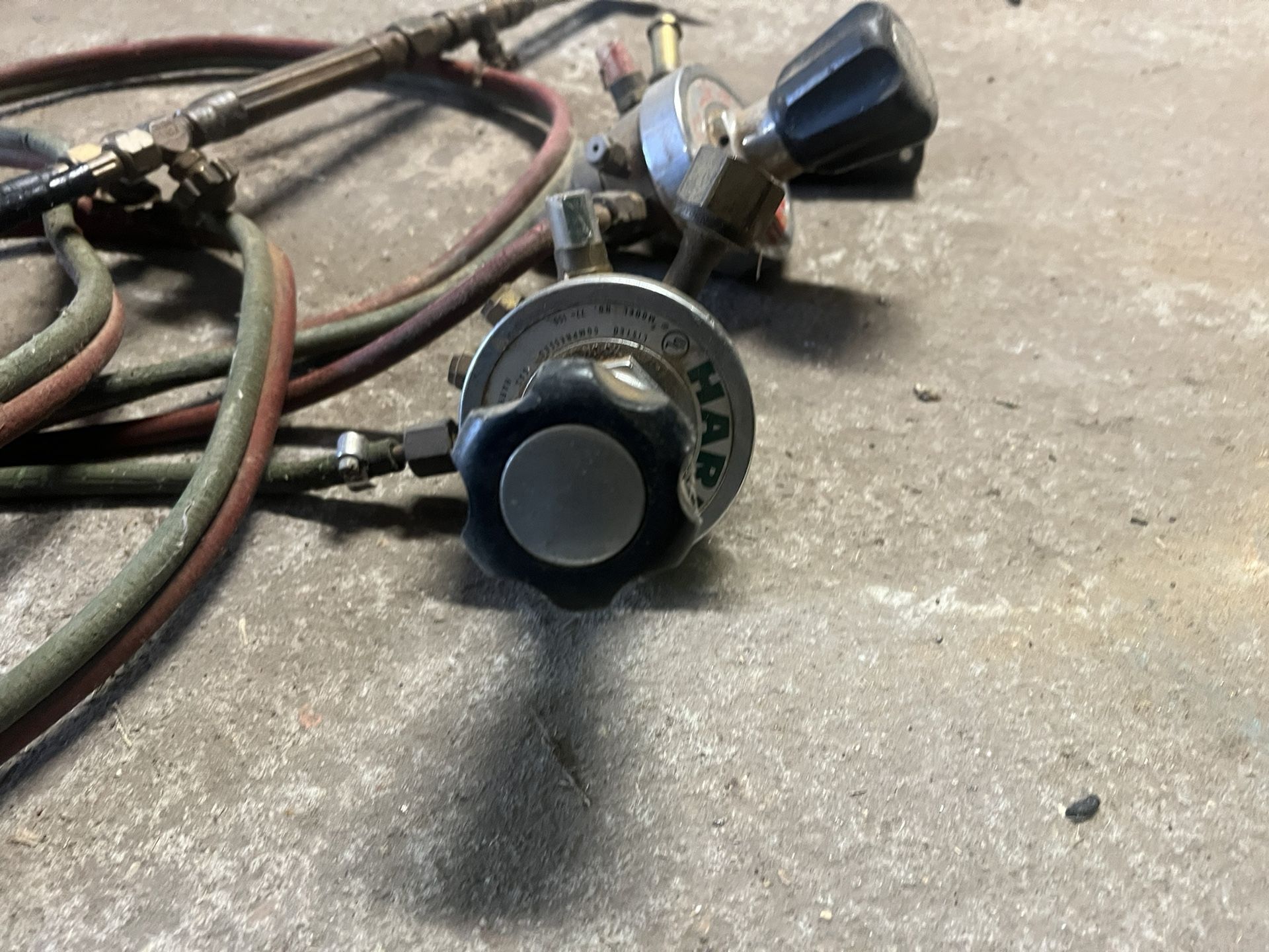 Oxy-acetylene Valve And Torch