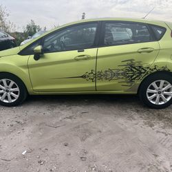 2011 Ford Fiesta