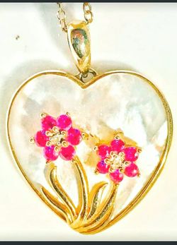 14 kt gold MOP ruby and diamond heart pendant w chain mother of pearl