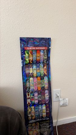 Pokémon Santa Cruz Sealed Bling Skate Bag 2026