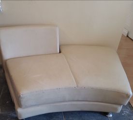 Love Seat / sofa