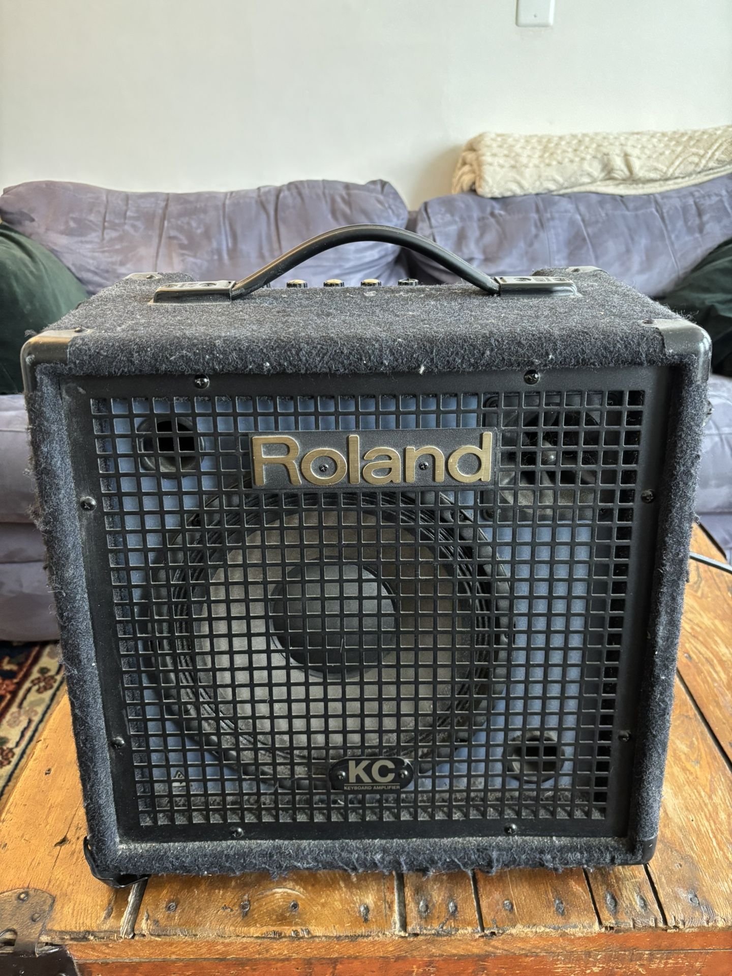 Roland KC-60 3-channel 40-watt Keyboard Amplifier