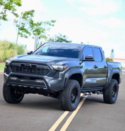 24-26 Tacoma wheels tires Levwling & Lift Kits accessories lights side steps bed covers installations. (We Finance)