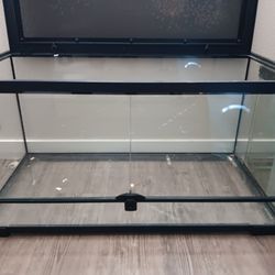 3'x18"x18" reptile tank