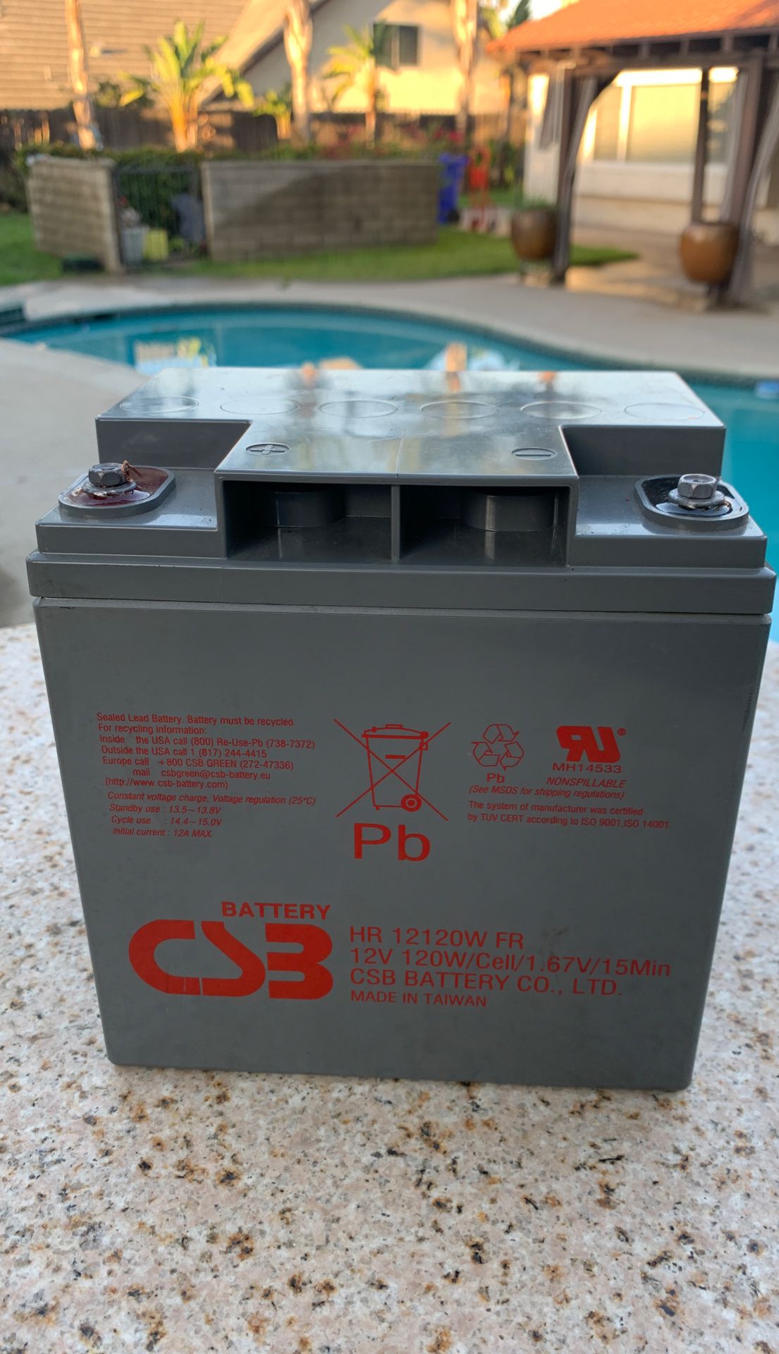 CSB 12 V Battery in new condition. Great for Solar power applications