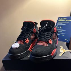 Jordan 4 Red Thunder SIZE 6 