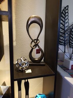 Infinity Statue Romantic Awesome Anniversary Gift 