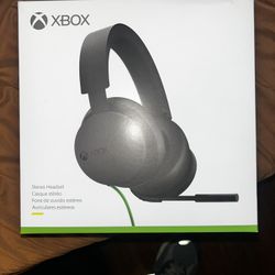 Xbox Series X/S GAMING HEADSET. New 
