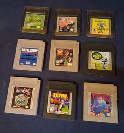 Game Boy Cartridges Lot of 9