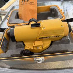 Topcon At F4>. Builders Level
