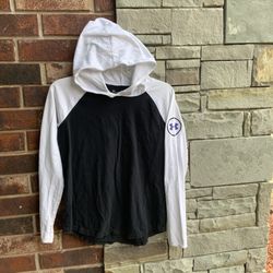 Under Armour Black & White Loose Fit Hoodie Youth XL