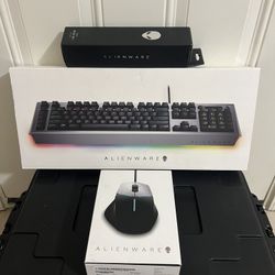 Alienware Gaming Keyboard, Mouse and Pad