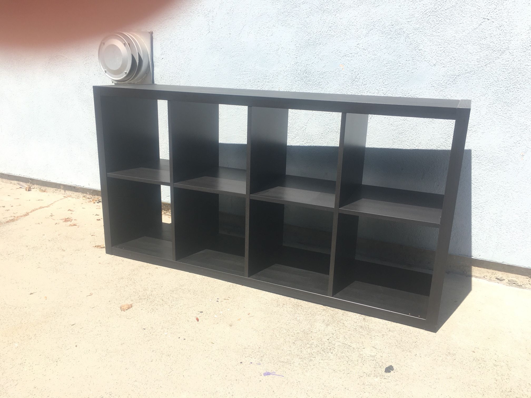 **PENDING PU** 8 Cube Storage Organizer/Tv Stand/Bookshelves