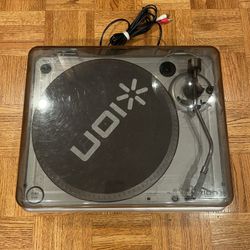 ION TTUSB10 USB Digital Conversion Turntable with USB Cable