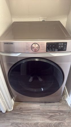 Washer dryer set