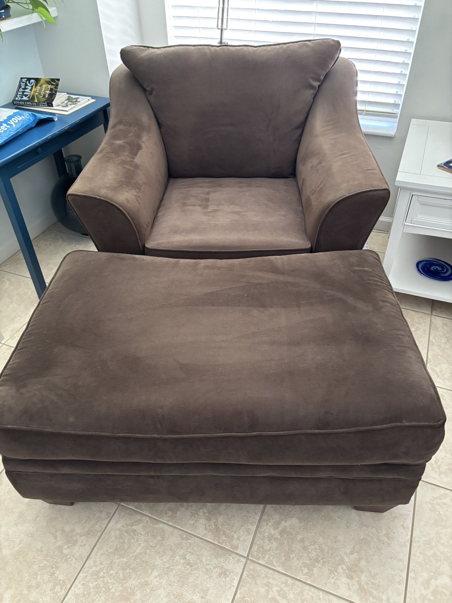 Queen Sleeper Sofa & Oversized Chair & Ottoman